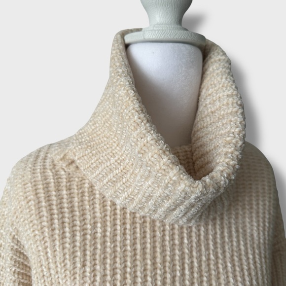 Roxy Sweater Women's Small Beige Cream Velvet Morning Turtle Neck Knit Pullover - Picture 12 of 15